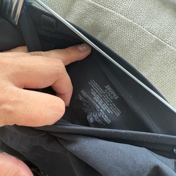 SKIMS Strapless Bodysuit - Picture 4 of 4